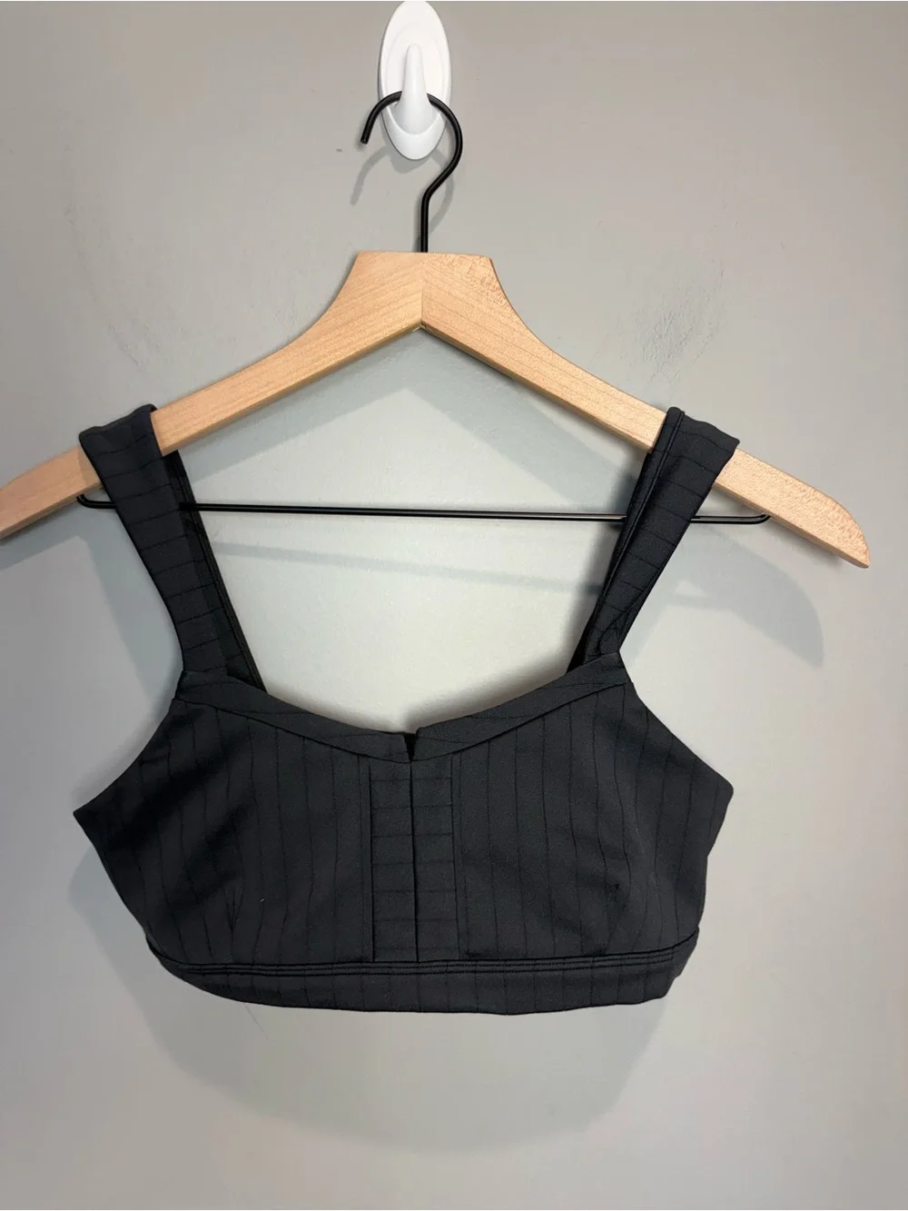 Alo‎ Yoga Pinstripe Jacquard Captivate Sports Bra Black Size Small